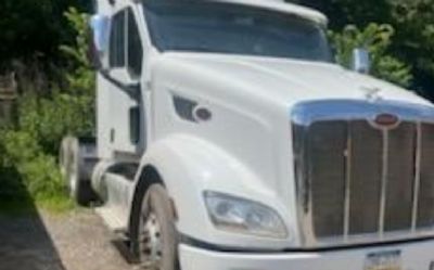 Photo of a 2015 Peterbilt 587 for sale