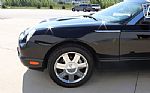 2005 Thunderbird Thumbnail 26