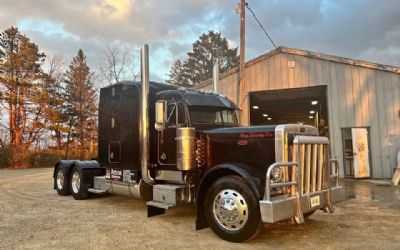Photo of a 2000 Peterbilt 379 for sale
