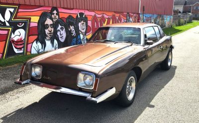 Photo of a 1970 Avanti Avanti II for sale