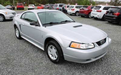 Photo of a 2000 Ford Mustang for sale