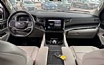 2024 Wagoneer L Thumbnail 26