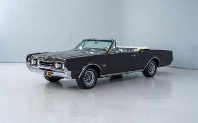 Photo of a 1967 Oldsmobile Cutlass 4-4-2 Tribute for sale