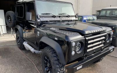 Photo of a 1999 Land Rover Defender SUV for sale