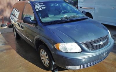 Photo of a 2002 Chrysler Town & Country Limited for sale
