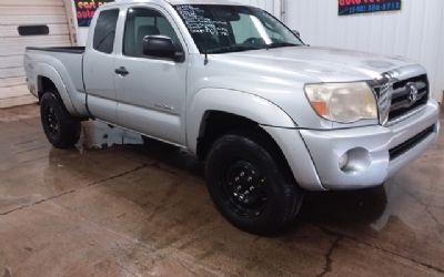 Photo of a 2006 Toyota Tacoma TRD Off-Road Access Cab V6 4WD for sale