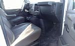 2011 EXPRESS CARGO VAN Thumbnail 7