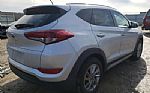 2017 TUCSON Thumbnail 4