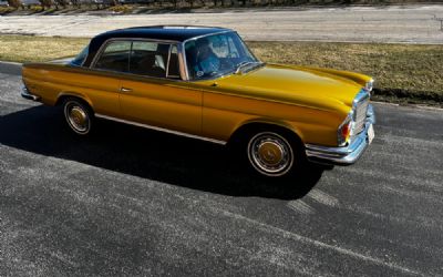 Photo of a 1971 Mercedes-Benz 280SE 3.5 Coupe for sale