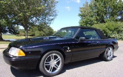 Photo of a 1990 Ford Mustang for sale