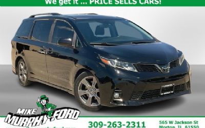 Photo of a 2019 Toyota Sienna SE for sale