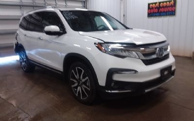 Photo of a 2022 Honda Pilot Touring 7-Passenger for sale