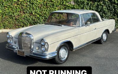 Photo of a 1967 Mercedes-Benz 250SE for sale