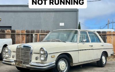 Photo of a 1968 Mercedes-Benz 250SE for sale