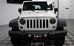 2015 Wrangler Thumbnail 4