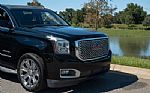 2015 Yukon XL Thumbnail 98