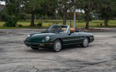 Photo of a 1991 Alfa Romeo Spider Special Color Green Veloce for sale