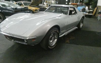 Photo of a 1969 Chevrolet Corvette Roadster Convertible for sale