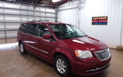 2012 Chrysler Town & Country Touring