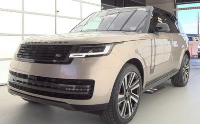 Photo of a 2023 Land Rover Range Rover SE for sale