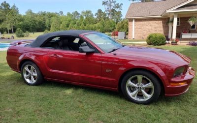 Photo of a 2008 Ford Mustang Convertible for sale
